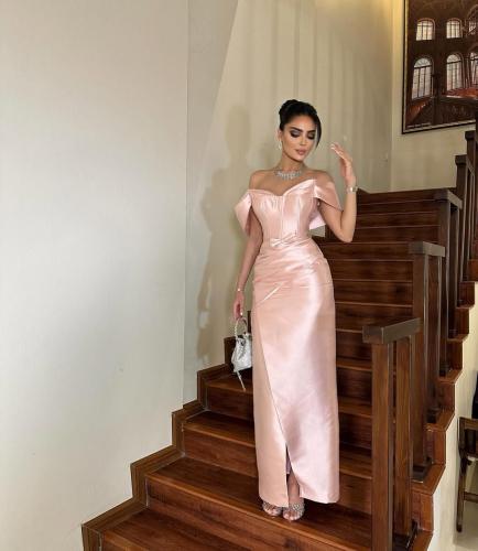 فستان سهره يجمع بين الانوثه زالاناقه