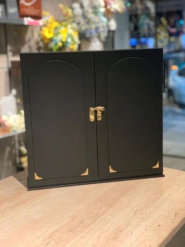 درع تكريمي وشكر للمشاركين في الفعاليات