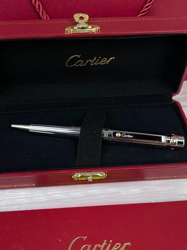 قلم كارتير سانتوس الفضي المخطط