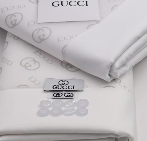 طقم قماش وشماغ قوتشي مع الملحقات