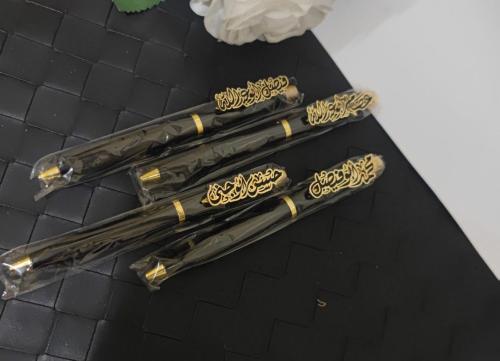 أقلام رجالي مبطن بالاسم