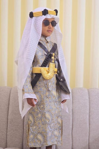 طقم دقلة يوم التأسيس الفاخر – بكس ملكي تراثي أنيق