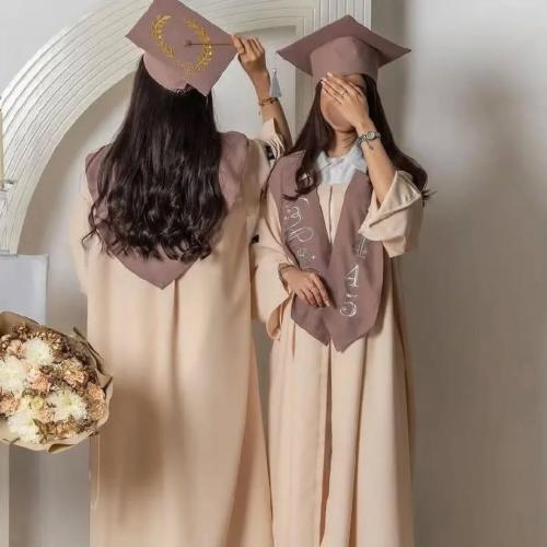 ازياء تخرج بناتي مع التطريز حسب الطلب