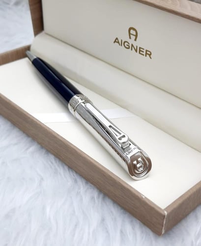 قلم اجنر الهبة الجديدة إصدار 2026 مع نحت الاسم ليز...