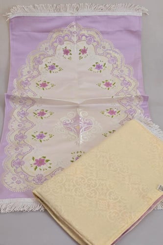 بوكس هدية صلاة فاخر بتصميم مخمل مع سجادة وشرشف ومص...