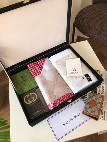 هدايا العيد بوكس رجالي قوتشي