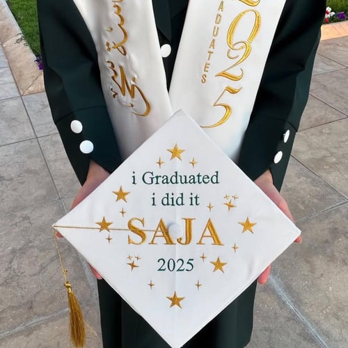 عبايه تخرج لون زيتي تطريز حسب الطلب 2025