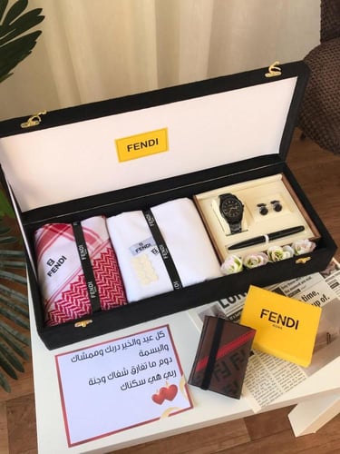 طقم فندي شماغ وقماش وطقم ساعة هديه