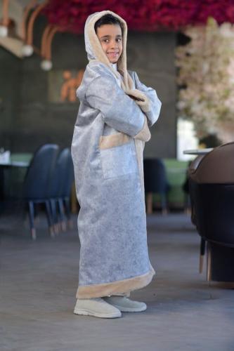 فروة أطفال شتوية بالاسم مطرزة أنيقة