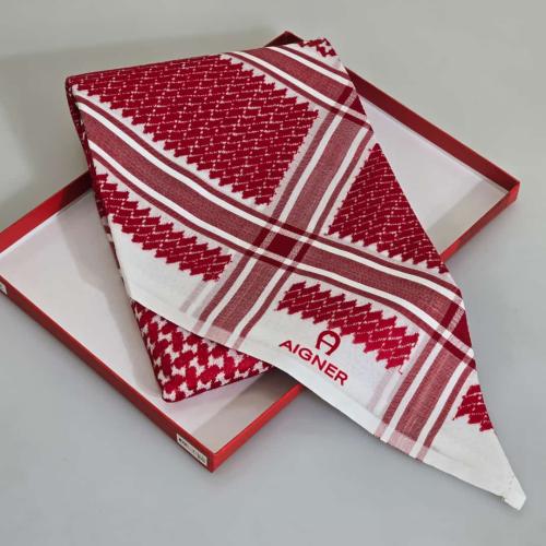 شماغ أقنر دم الغزال