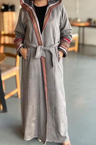 عبايات شتويه-كولكشن الشتاء-هبة الشتاء