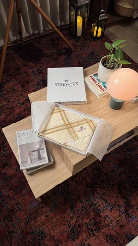 شماغ جفنشي سكري مخطط ذهبي الهبه ٢٠٢٦