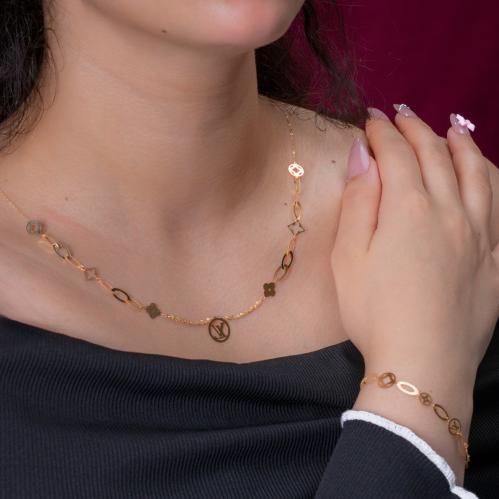 طقم ذهب صافي بتصميم يافا الملفت