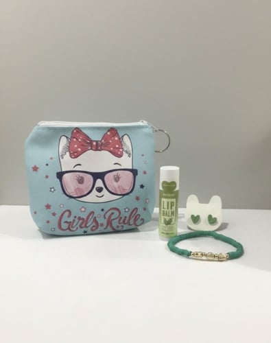 توزيعات هدايا أطفال