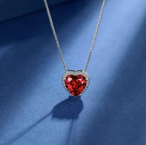 طقم القلب الكرستالي من الفضة