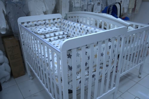 سرير البيبي القابل للتعديل 3 × 1 - 3 مستويات 70 ×...