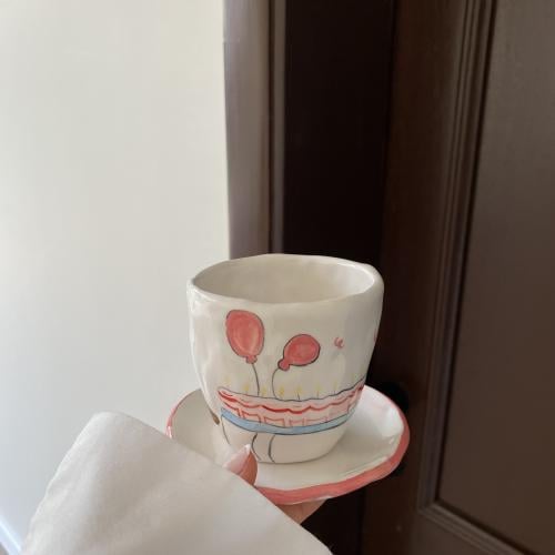كوب برسمة كيك وبالون + وصحن