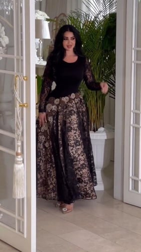 فستان صدر كريب استرتش وادانتيل مشجر قصه انيقه مميز...