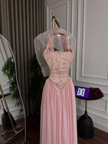 فستان سهره كلفه صدر مطرز وشيفون جورجيت كلوش جاكيت...