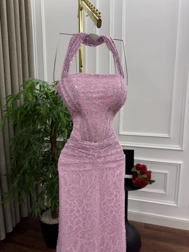 فستان سهره قصه انيقه متميزه مزينه بالكسرات