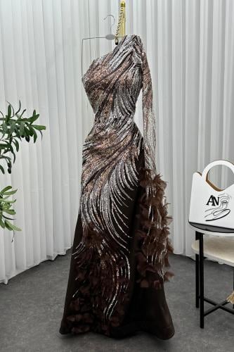 فستان سهره فخم تفته المزين بالتطريز الراقي بشكل ان...