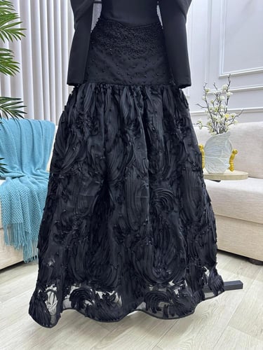 فستان اسود باربي المزين بالتطريز اليدوي وخامه جاكا...