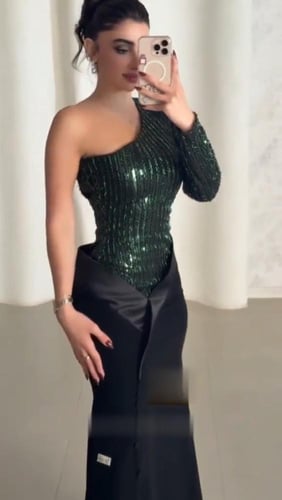 فستان سهره باربي المزين بالكلفه المطرزه