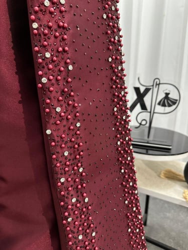 فستان سهره ميكادو المزين بالتطريز اليدوي بشكل انيق...