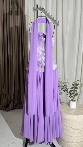 فستان سهره تور فرنسي مزين بالتطريز مع شيفون جورجيت