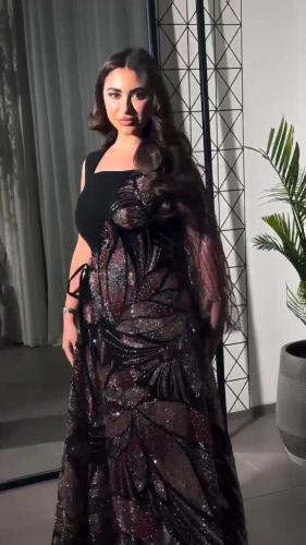 فستان باربي المزين بشال خرز قصه انيقه