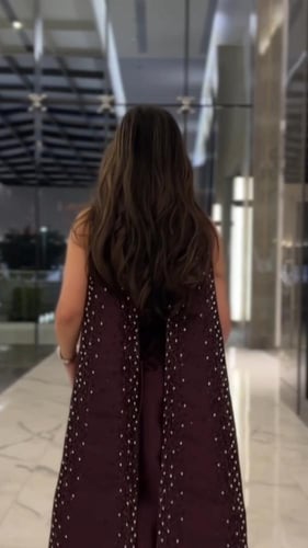 فستان سهره ميكادو المزين بالتطريز اليدوي بشكل انيق...