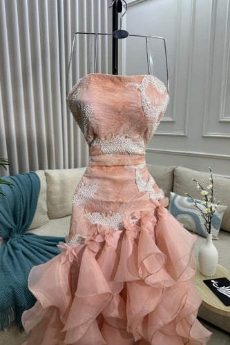 فستان سهره تفته كلفه سهره وجازار مزين بالطبقات بشك...