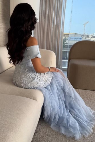 فستان سهره تل المزين بالورود والتطريز بطانه تفته