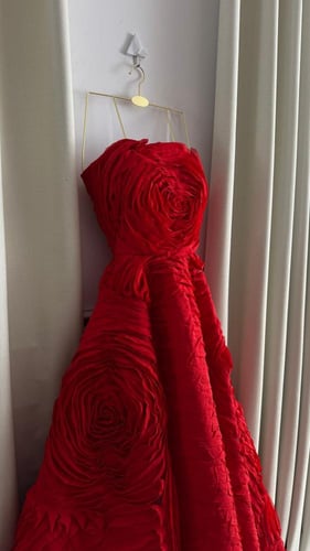 فستان سهره مورد ثلاثه الوان مميزه