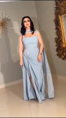 فستان باربي المزين بالتطريز الفخم