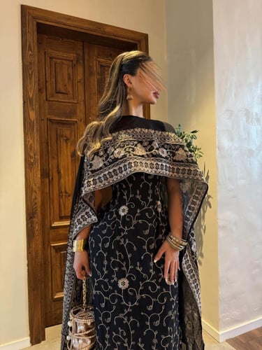 جلابيه المزينه بالتطريز كمبيوتر