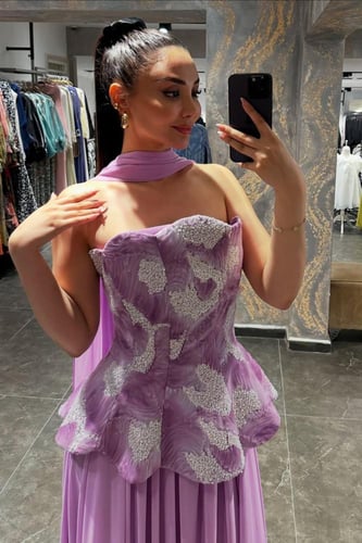 فستان سهره تور فرنسي مزين بالتطريز مع شيفون جورجيت