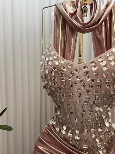 فستان سهره كرنكر المزين بالكرستال