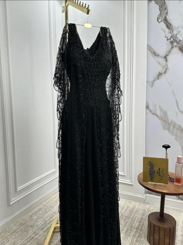 فستان سهره شيفون جورجيت مبطن المزين بالتطريزاليدوي...