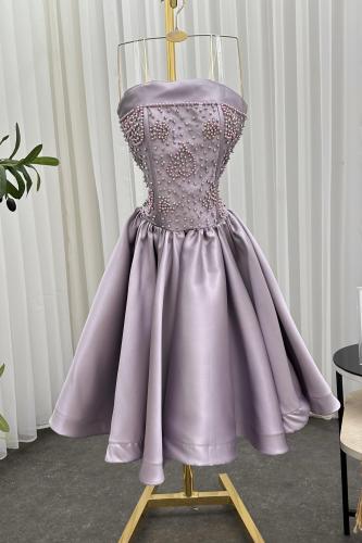 فستان ميكادو المزين بالتطريز اليدوي