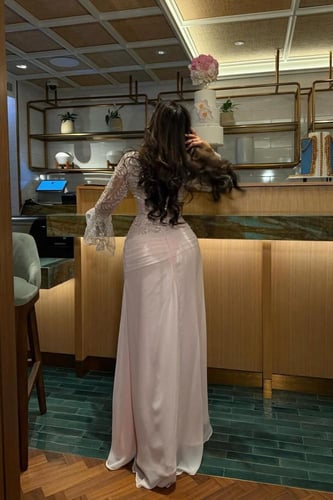 فستان شيفون جورجيت المزين بالكلفه المطرزه