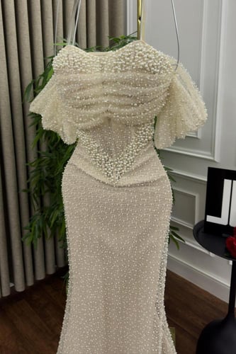 فستان سهره المزين بالكلفه المطرزه خرز ولول بطانه ب...