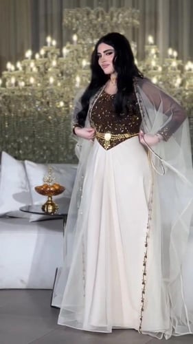 جلابيه باربي وشيفون جورجيت وتل المزينه بالتطريز ال...