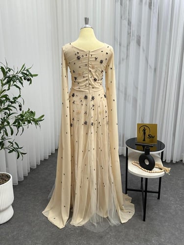 فستان سهره شيفون جورجيت وتل المزين بالتطريز اليدوي...