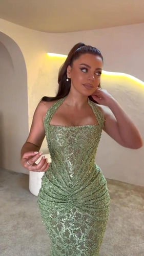 فستان سهره قصه انيقه متميزه مزينه بالكسرات