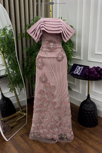 فستان سهره تفته المزين بالكلفه المطرزه مورده