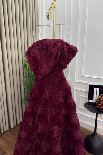 فستان سهره فخم مميز صدر باربي وكلفه ورود الجوري