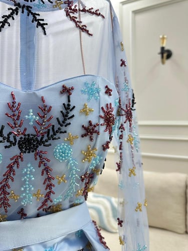 فستان سهره ميكادو المزين بالتطريز اليدوي