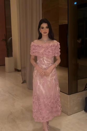 فستان سهره ميد المزين بالورود والتطريز