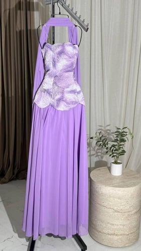 فستان سهره تور فرنسي مزين بالتطريز مع شيفون جورجيت